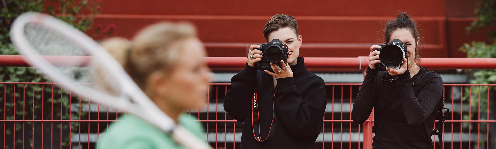 Die EOS R1 ist das Flaggschiffmodell für Sport & Action, News und Wildlife-Fotografie.