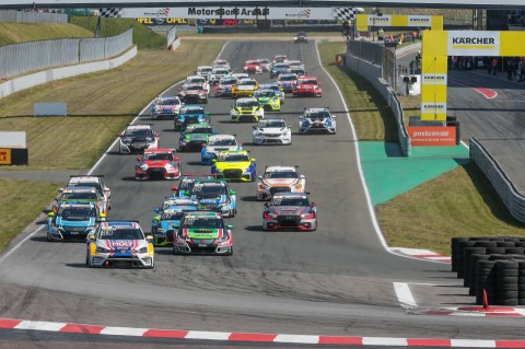 Porsche SportsCup - Canon Academy