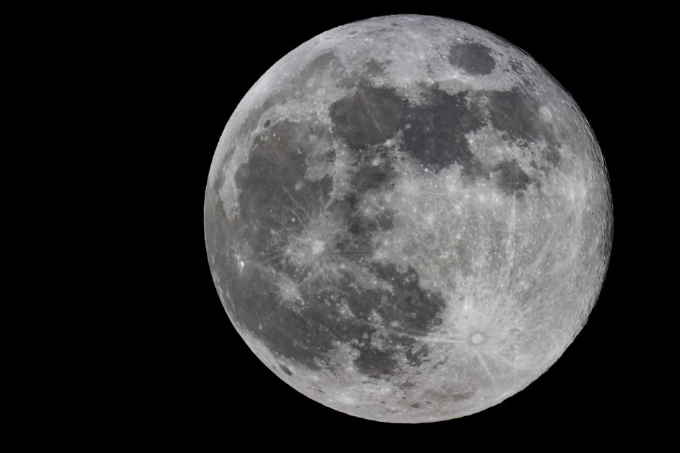 Petra Selbertinger Mond close-up